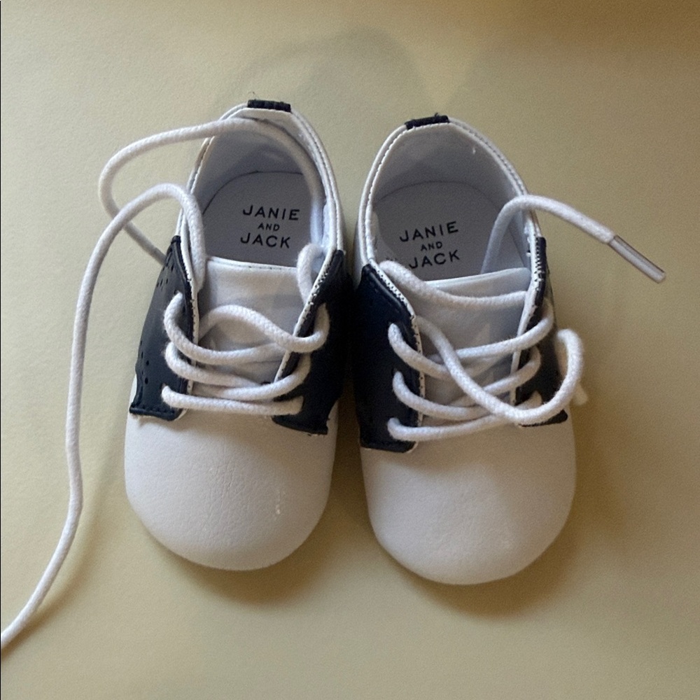 Janie and Jack Classic Black and White Dress Shoes
